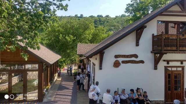 Гостевой дом Valea Stâncii Trebujeni-15